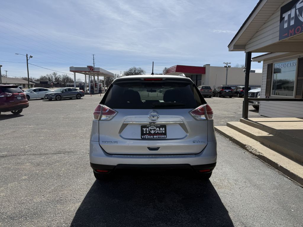 2016 Nissan Rogue Image 8