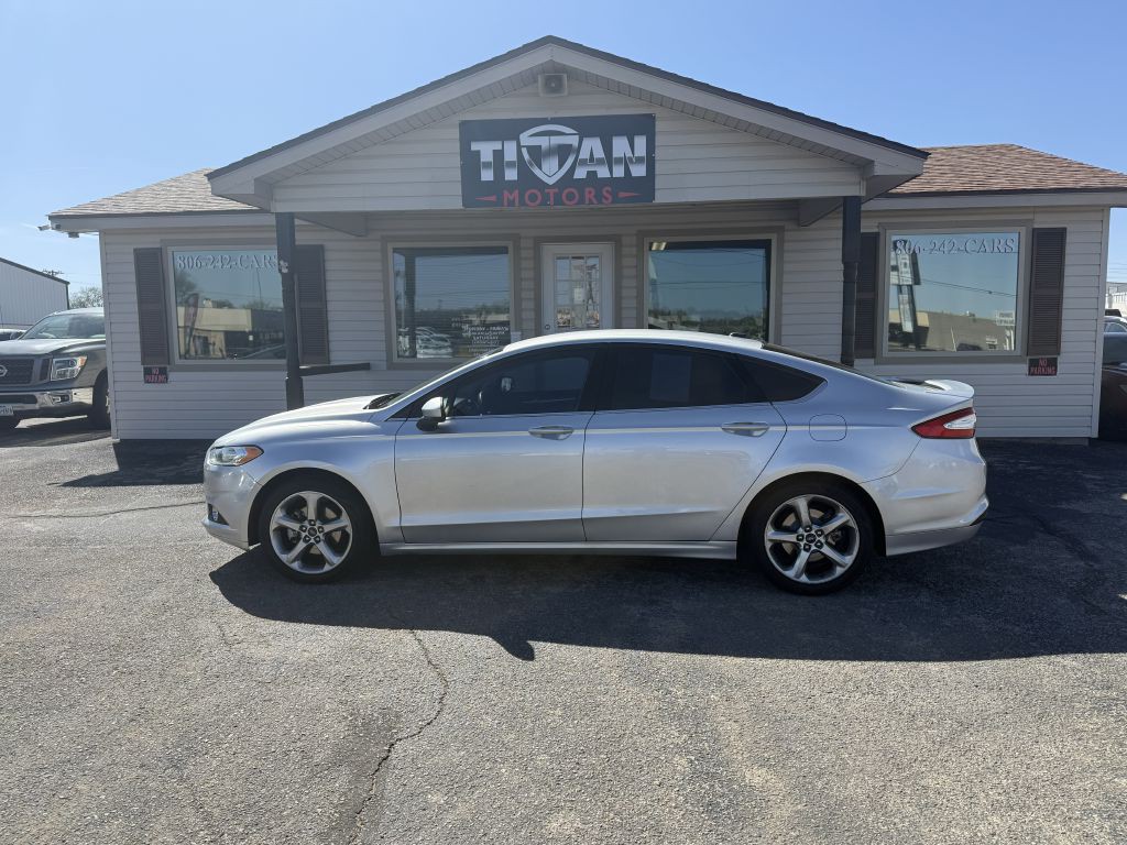 2016 Ford Fusion Image 2