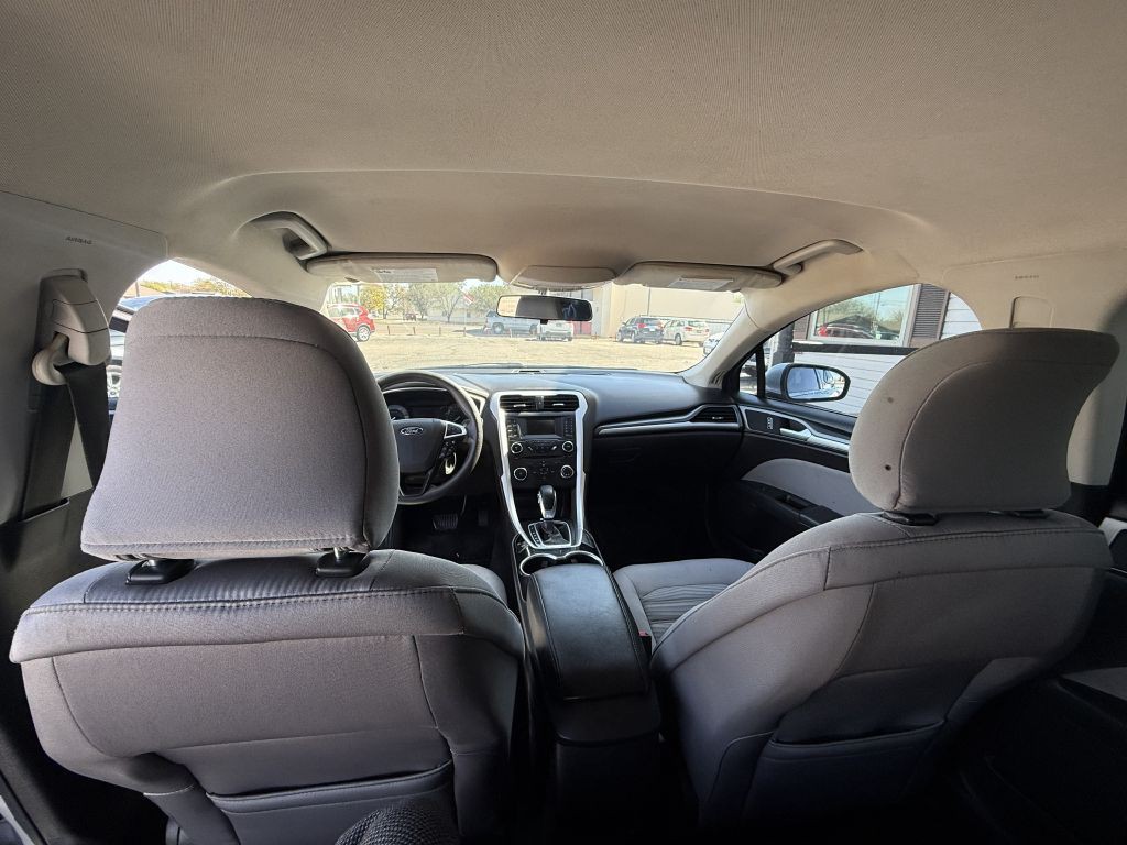 2016 Ford Fusion Image 5