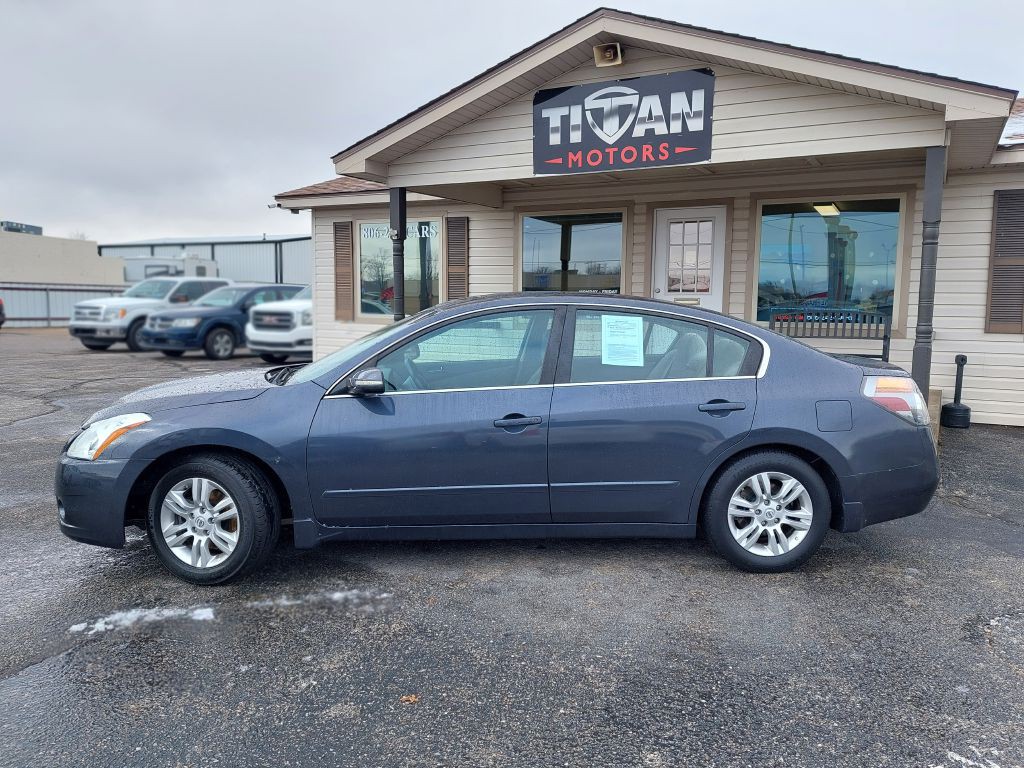 2012 Nissan Altima Image 2