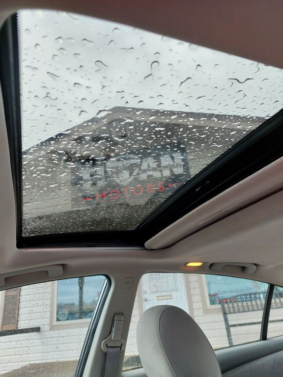 2012 Nissan Altima Image 8