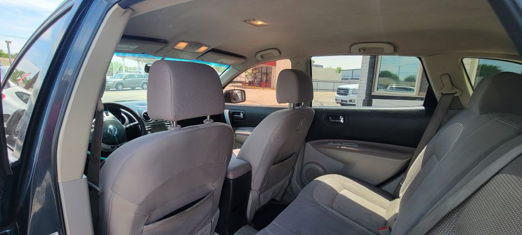2012 Nissan Rogue Image 7