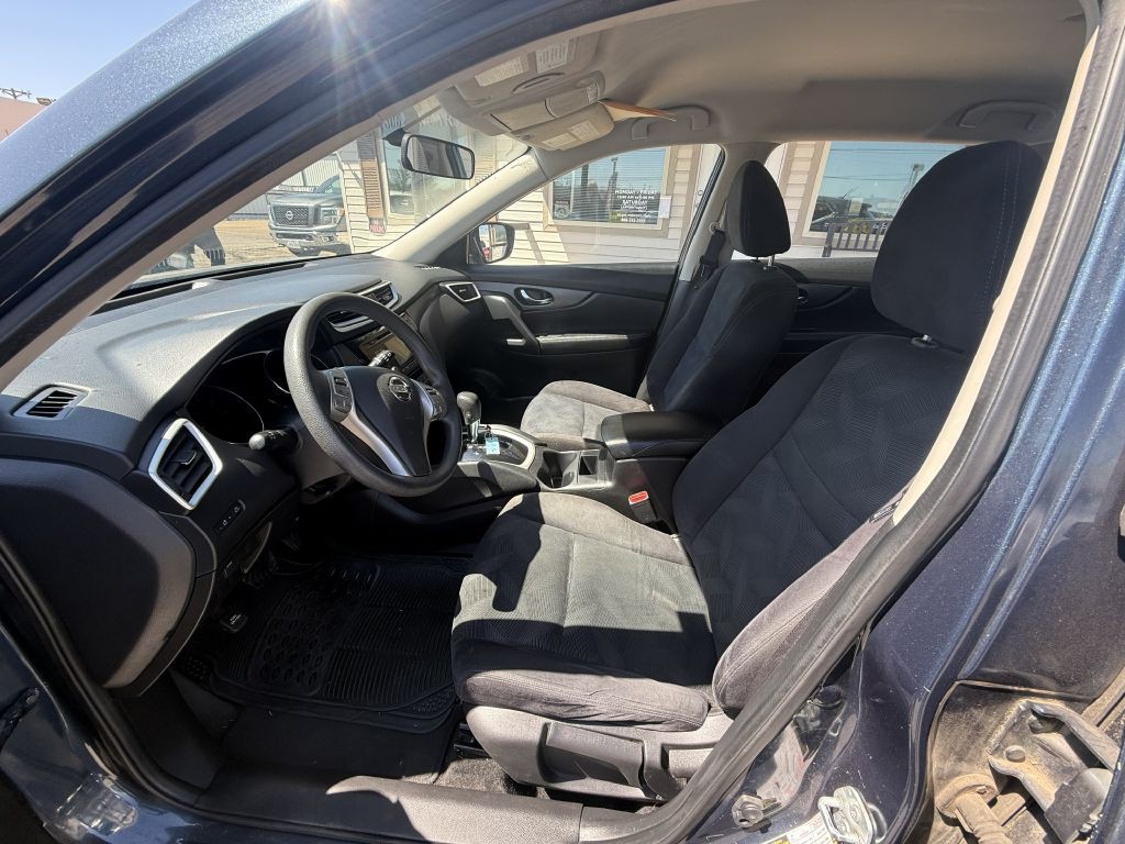 2016 Nissan Rogue Image 4