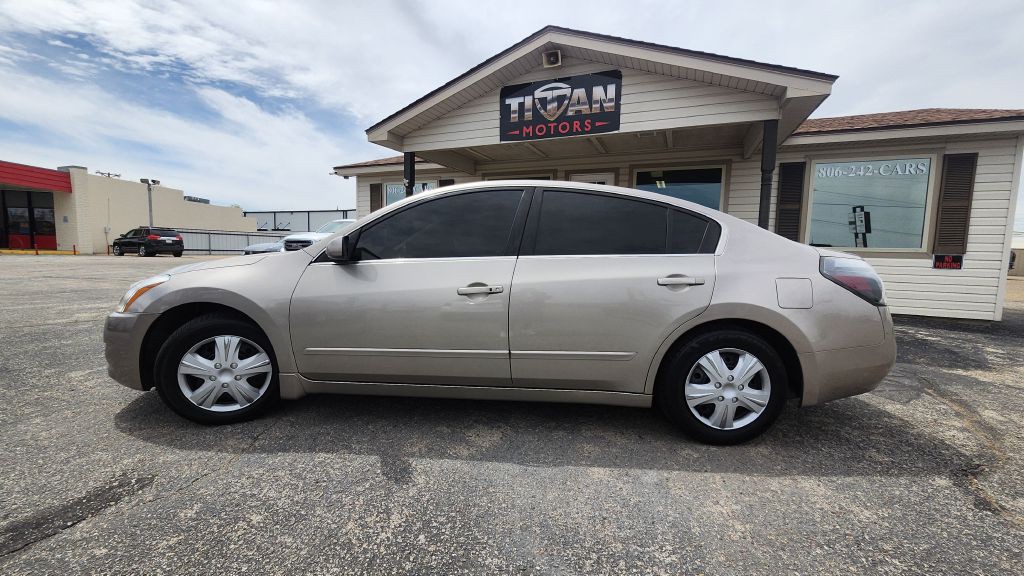 2012 Nissan Altima Image 2