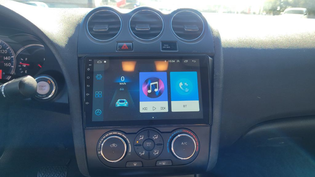 2010 Nissan Altima Image 4