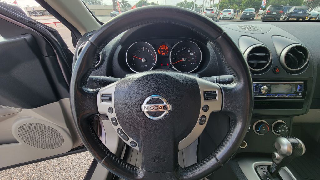 2010 Nissan Rogue Image 5