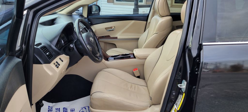 2009 Toyota Venza Image 5