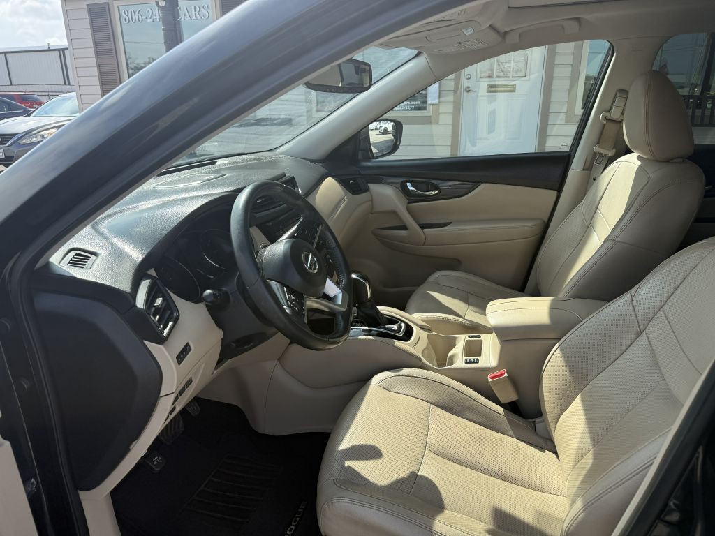 2017 Nissan Rogue Image 4