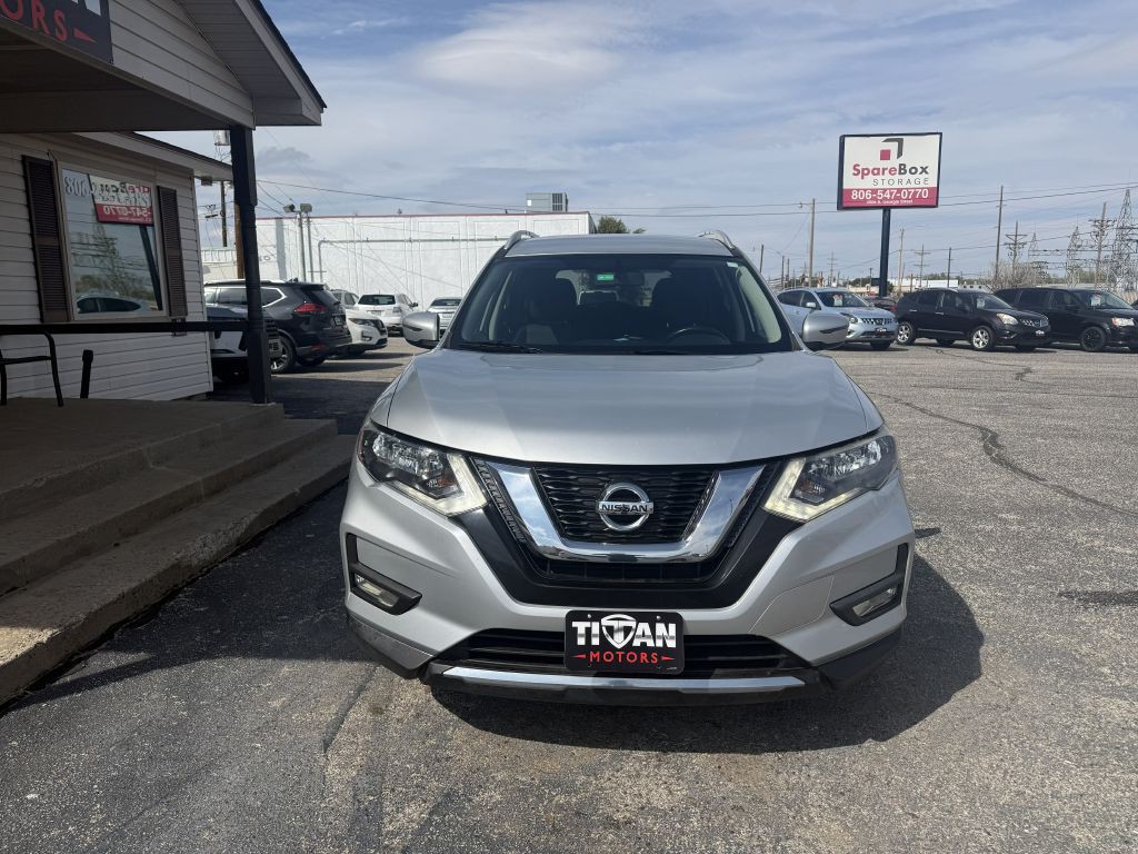 2017 Nissan Rogue Image 2