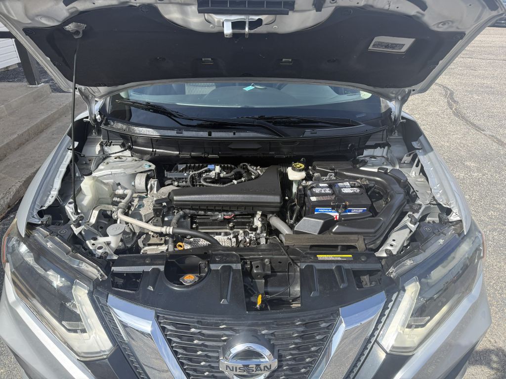 2017 Nissan Rogue Image 3