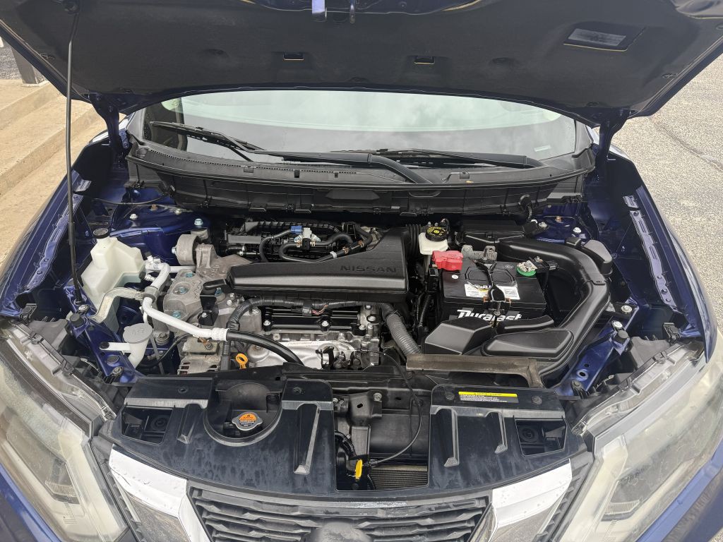 2017 Nissan Rogue Image 3