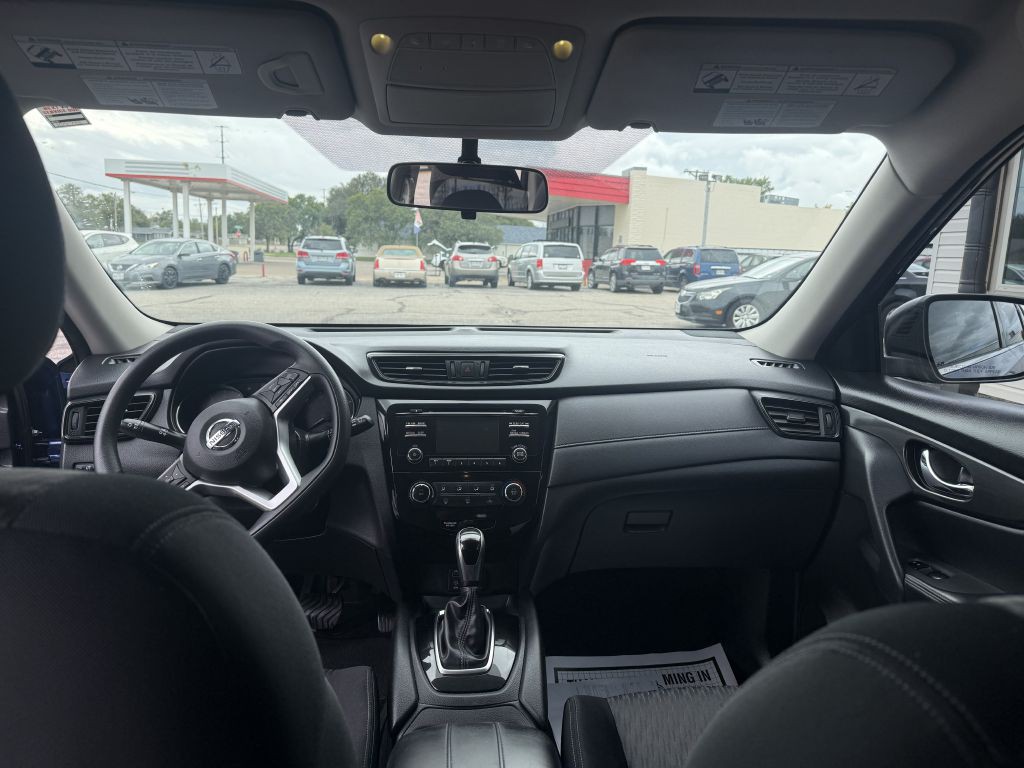 2017 Nissan Rogue Image 5