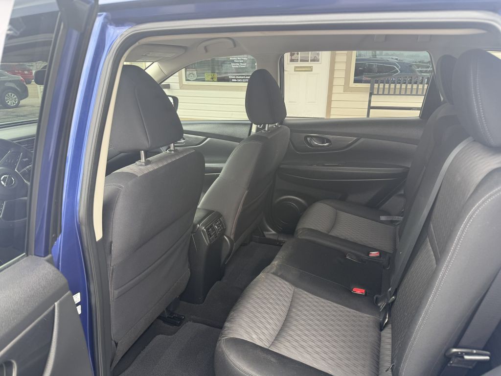2017 Nissan Rogue Image 6