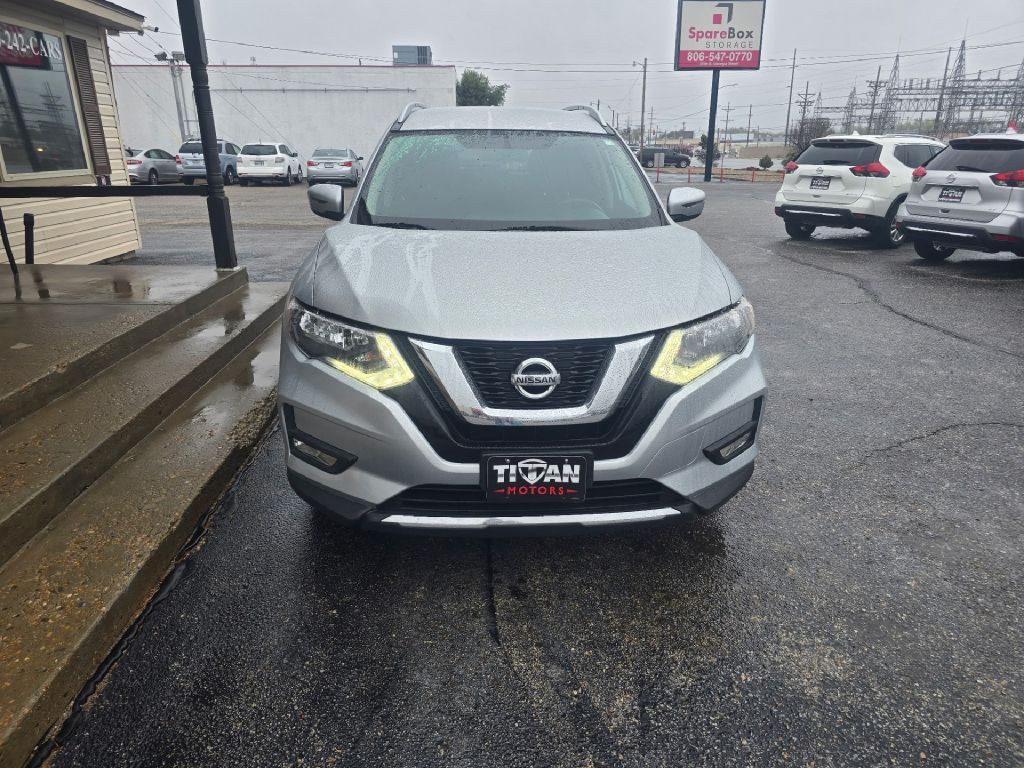 2017 Nissan Rogue Image 2