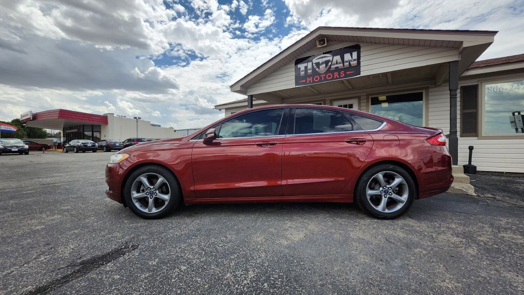 2014 Ford Fusion Image 2