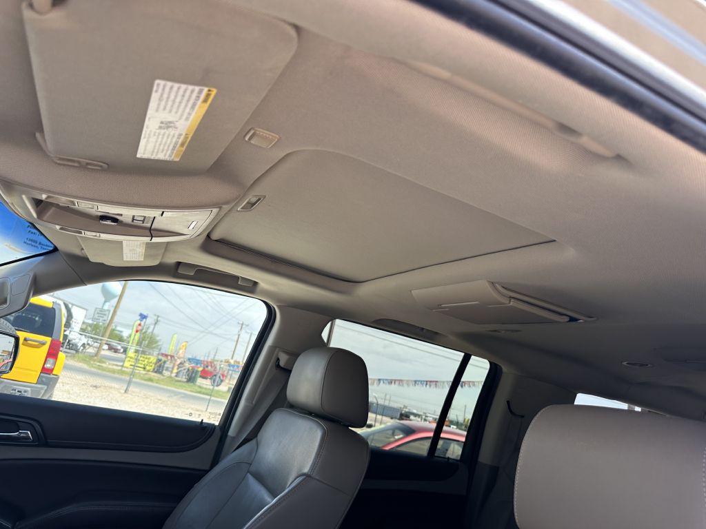 2016 Chevrolet Suburban Image 7