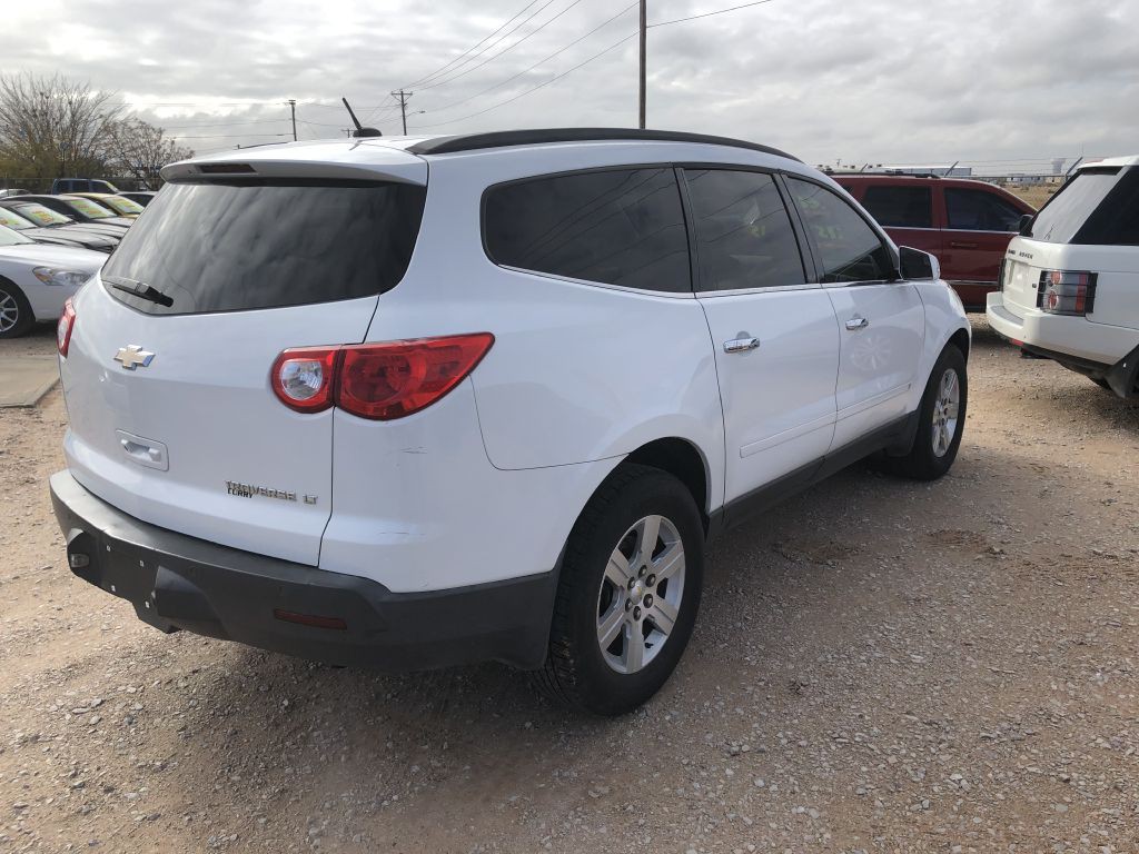 2010 Chevrolet Traverse Image 4