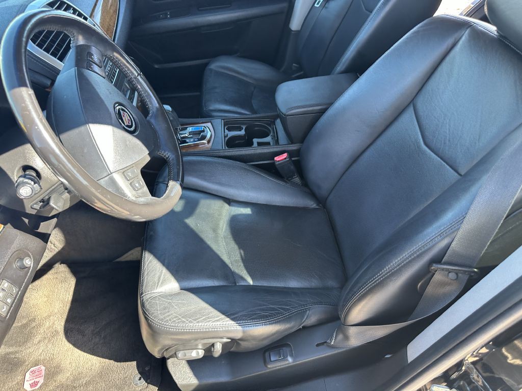 2007 Cadillac SRX Image 7