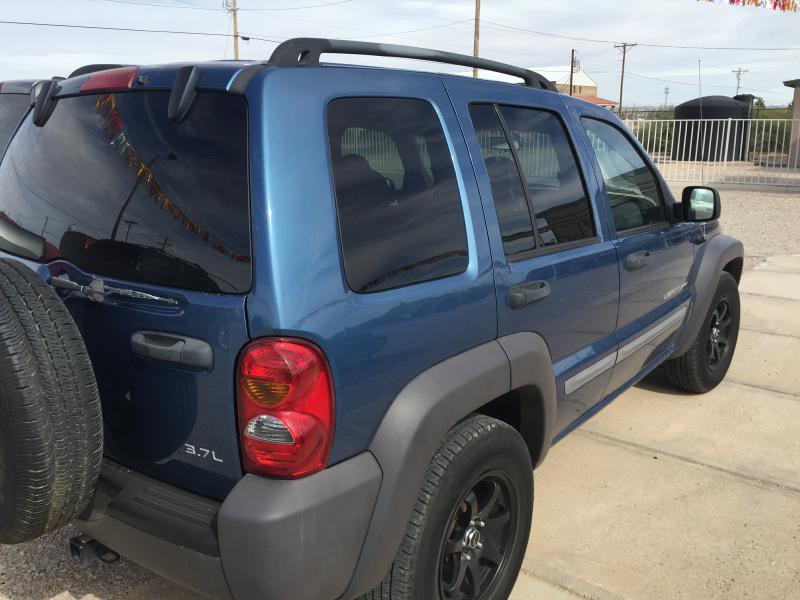 2003 Jeep Liberty Image 4