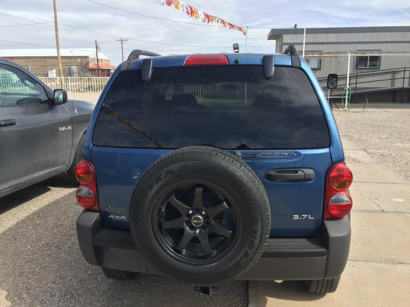 2003 Jeep Liberty Image 5