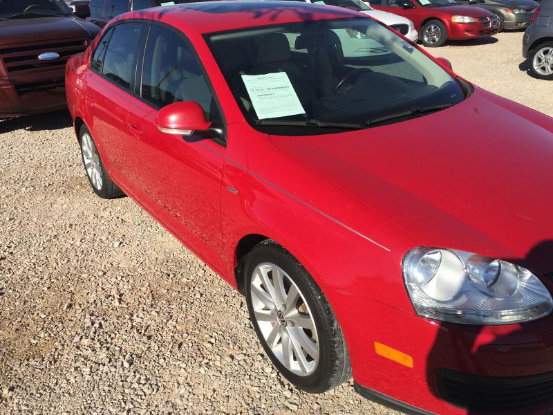 2010 Volkswagen Jetta Image 3