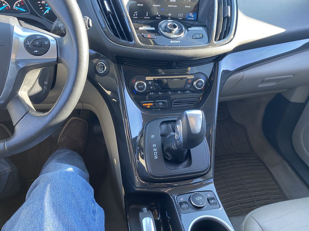 2016 Ford Escape Image 10