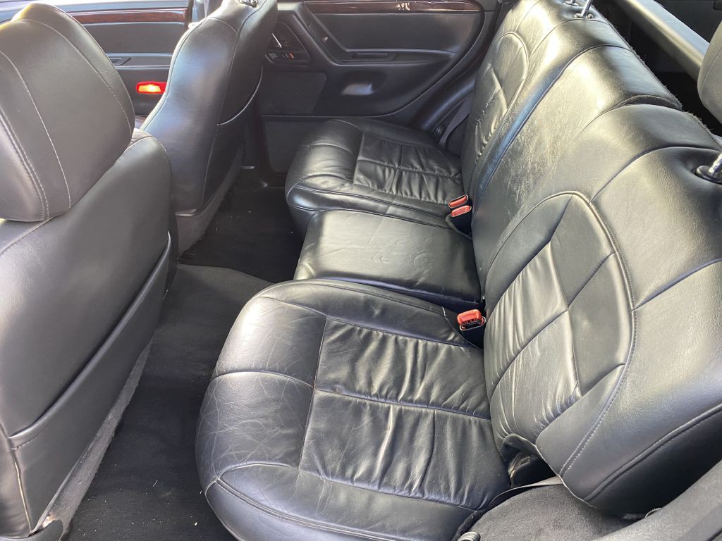 2002 Jeep Grand Cherokee Image 6