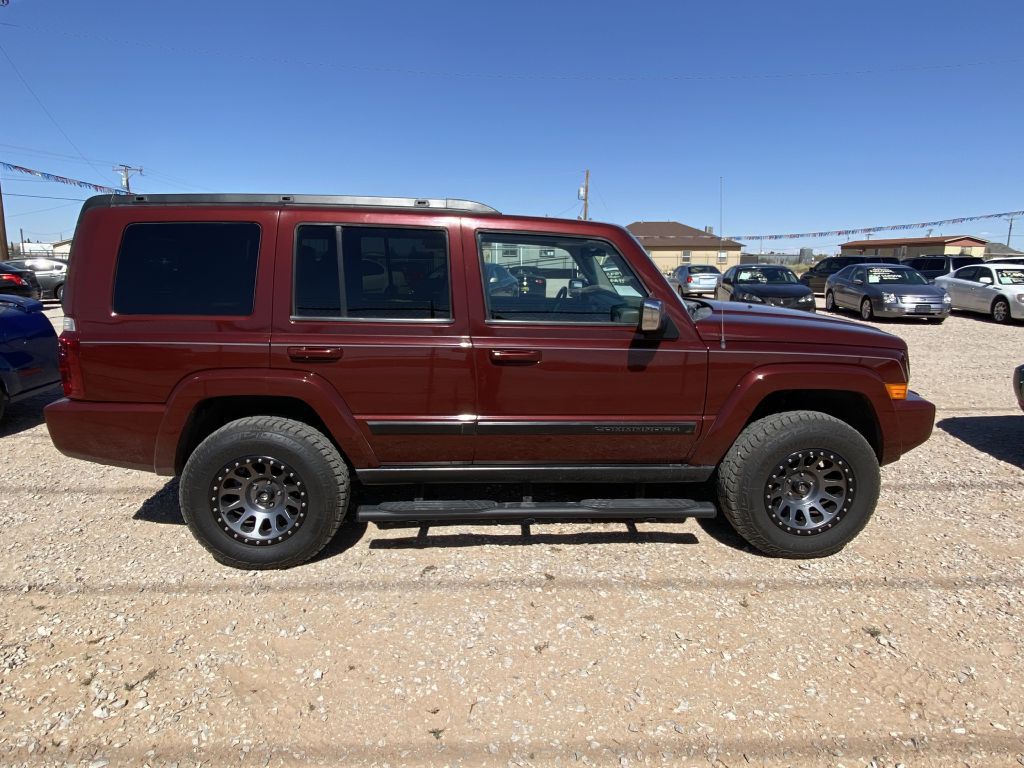 2007 Jeep Commander Image 2
