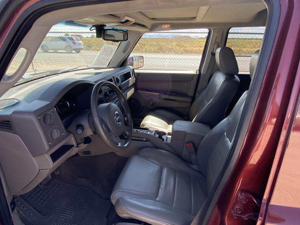 2007 Jeep Commander Image 5