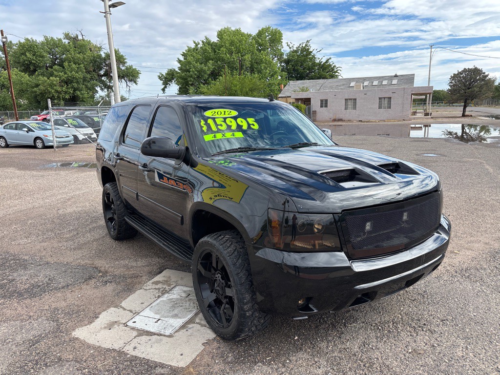 2012 Chevrolet Tahoe Image 2