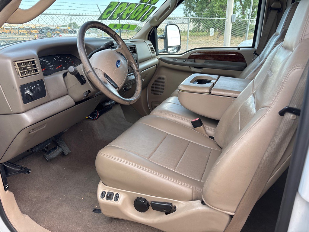 2003 Ford F-250 Image 6