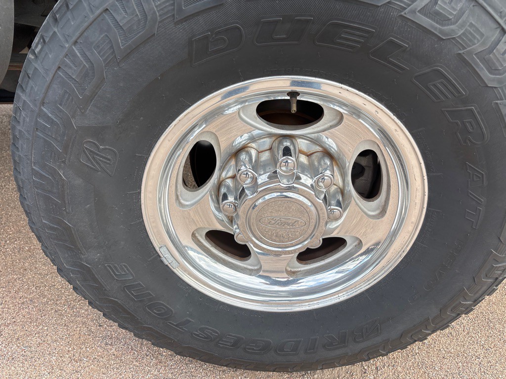 2003 Ford F-250 Image 10