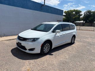 Image for 2018 Chrysler Pacifica Touring L ID: 6616277