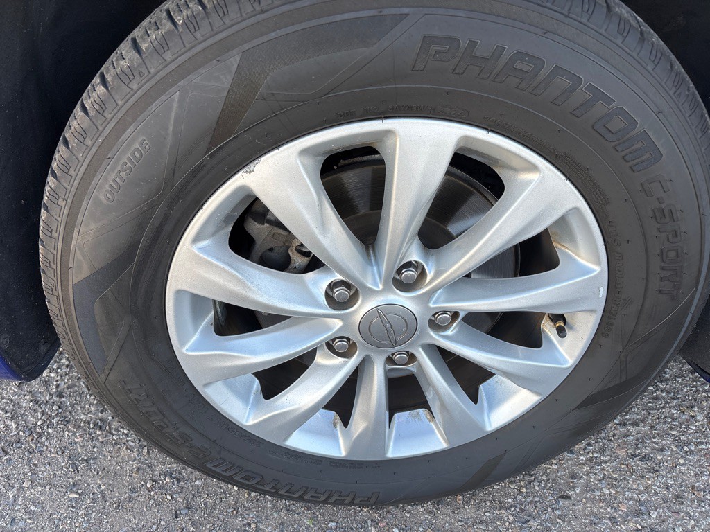 2019 Chrysler Pacifica Image 9