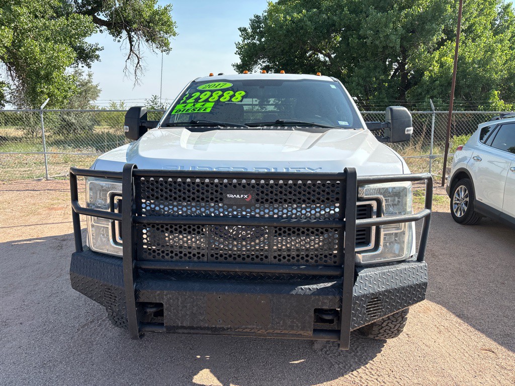 2017 Ford F-350 Image 9