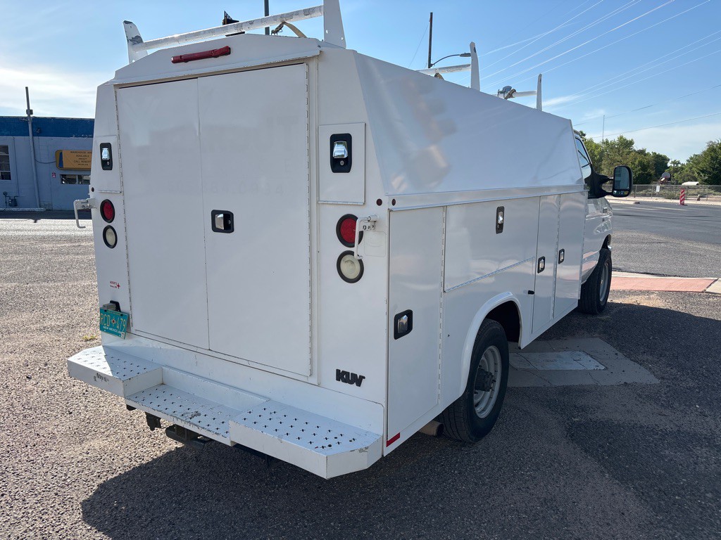 2016 Ford Econoline Image 3