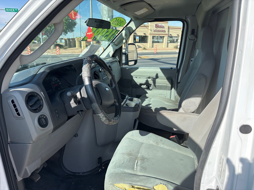 2016 Ford Econoline Image 7