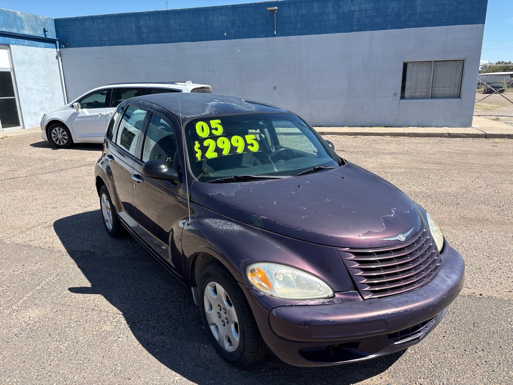 2005 Chrysler PT Cruiser Image 2