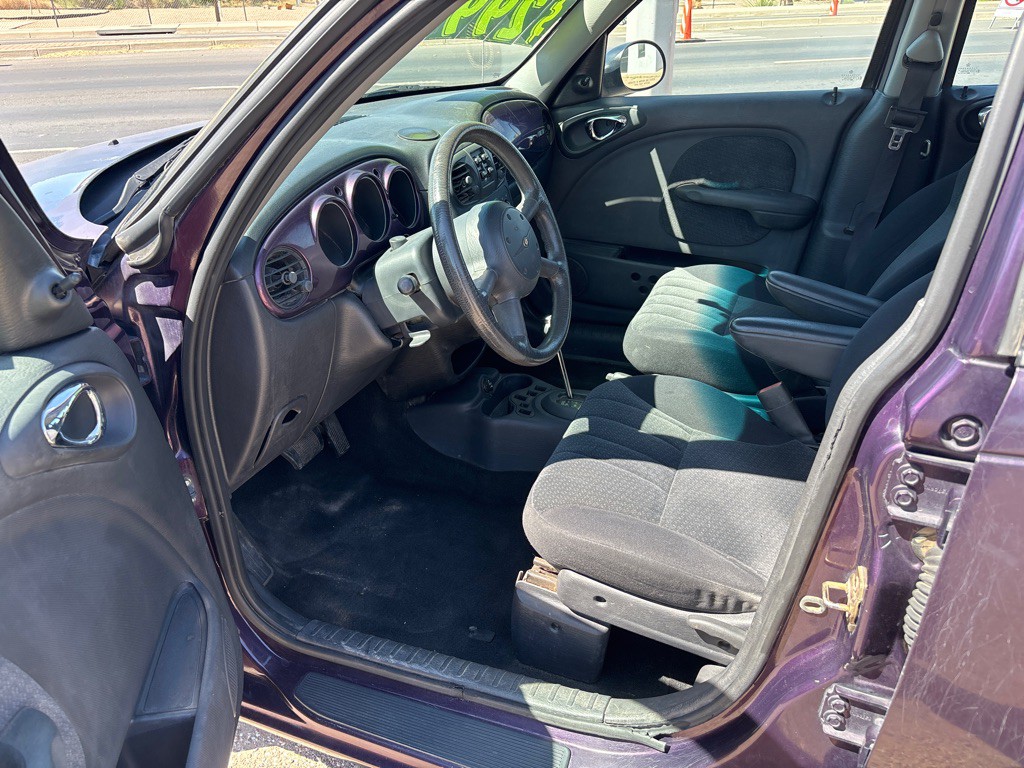 2005 Chrysler PT Cruiser Image 5