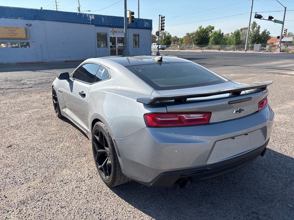 2016 Chevrolet Camaro Image 4