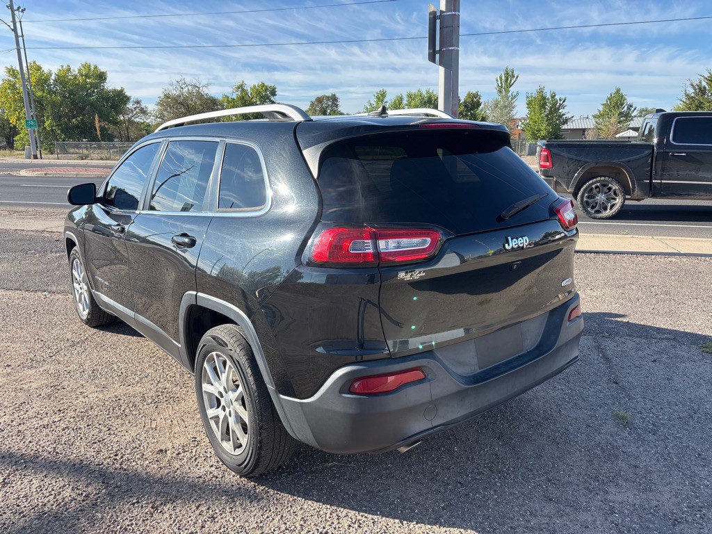2016 Jeep Cherokee Image 4