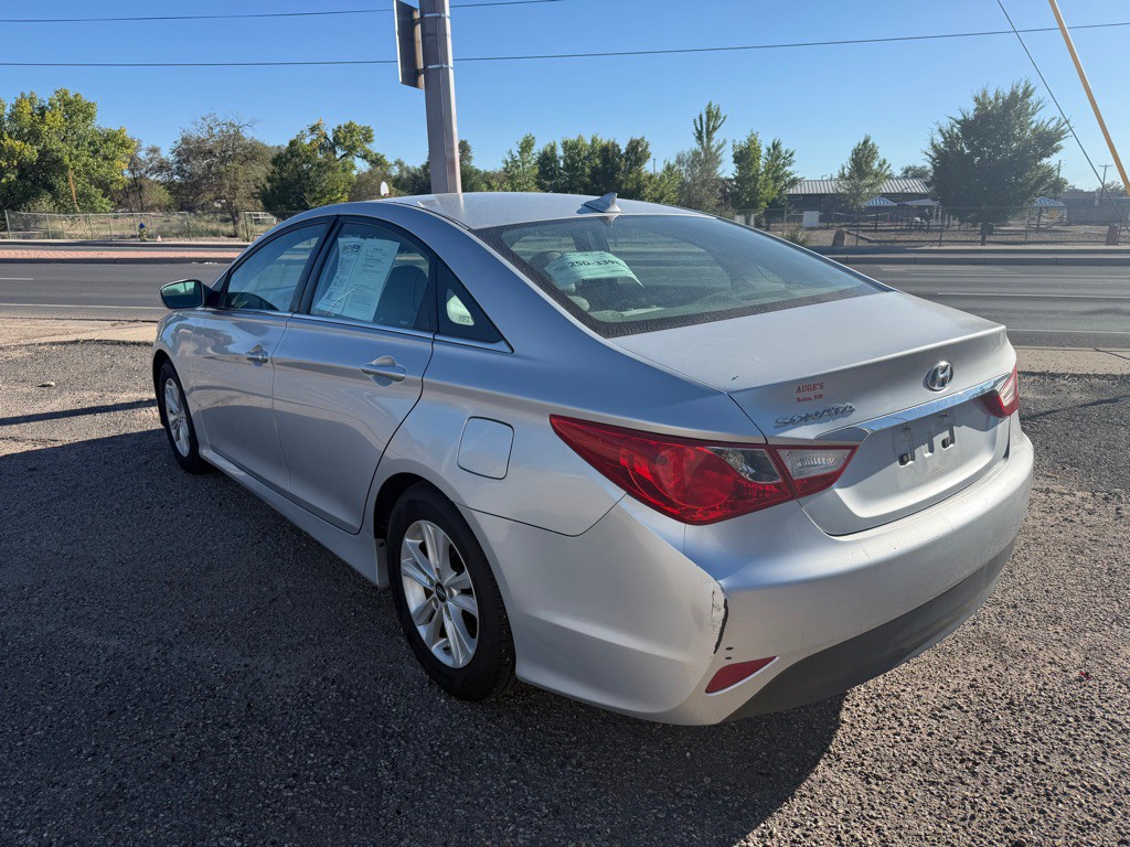 2014 Hyundai Sonata Image 4