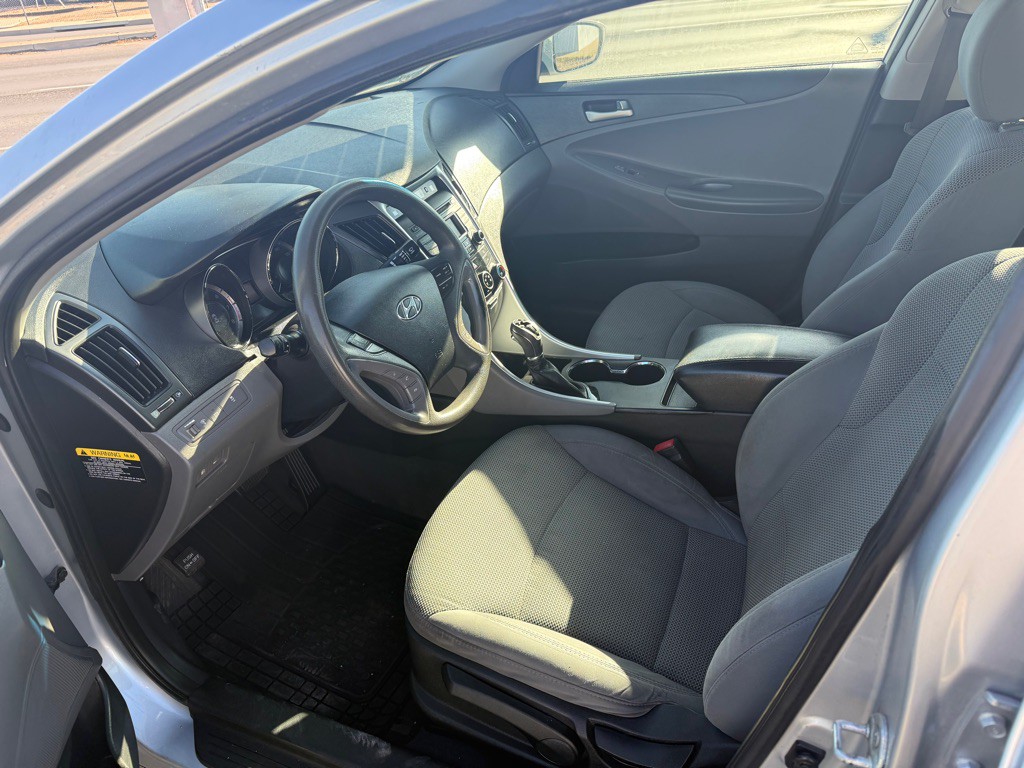 2014 Hyundai Sonata Image 5