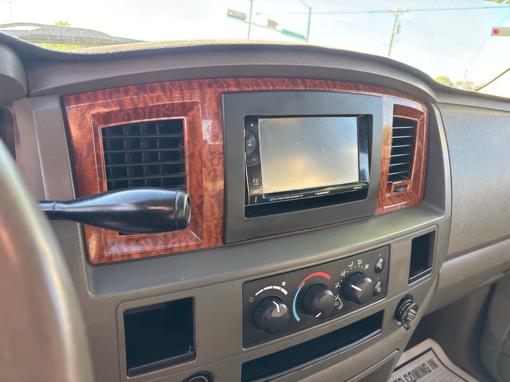 2006 Dodge Ram 3500 Image 7