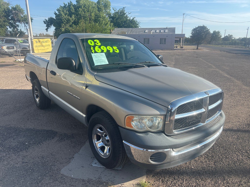 2003 Dodge Ram 1500 Image 2