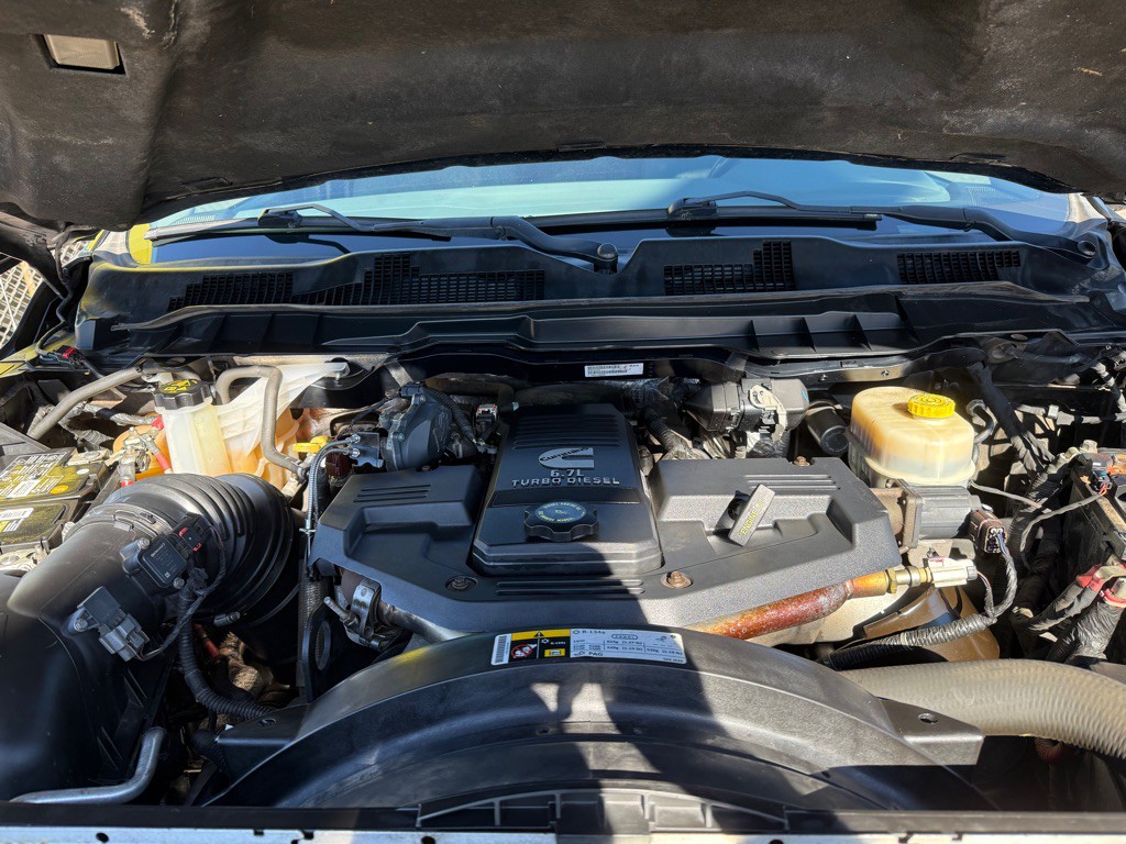 2016 RAM 2500 Image 9