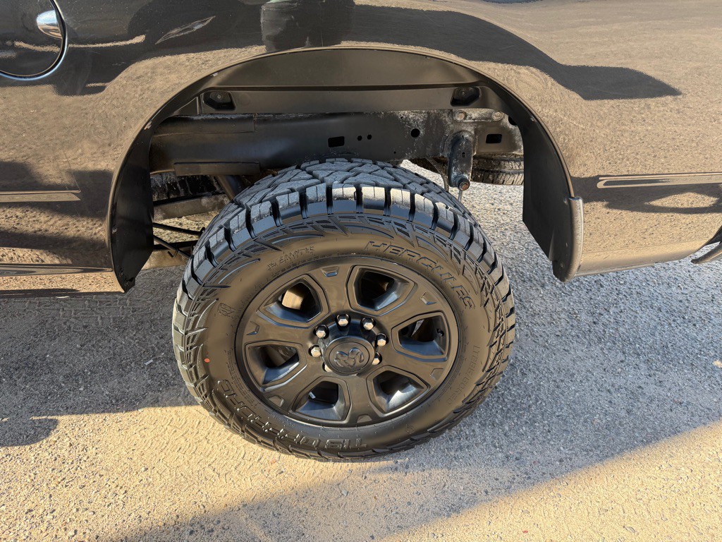 2016 RAM 2500 Image 12