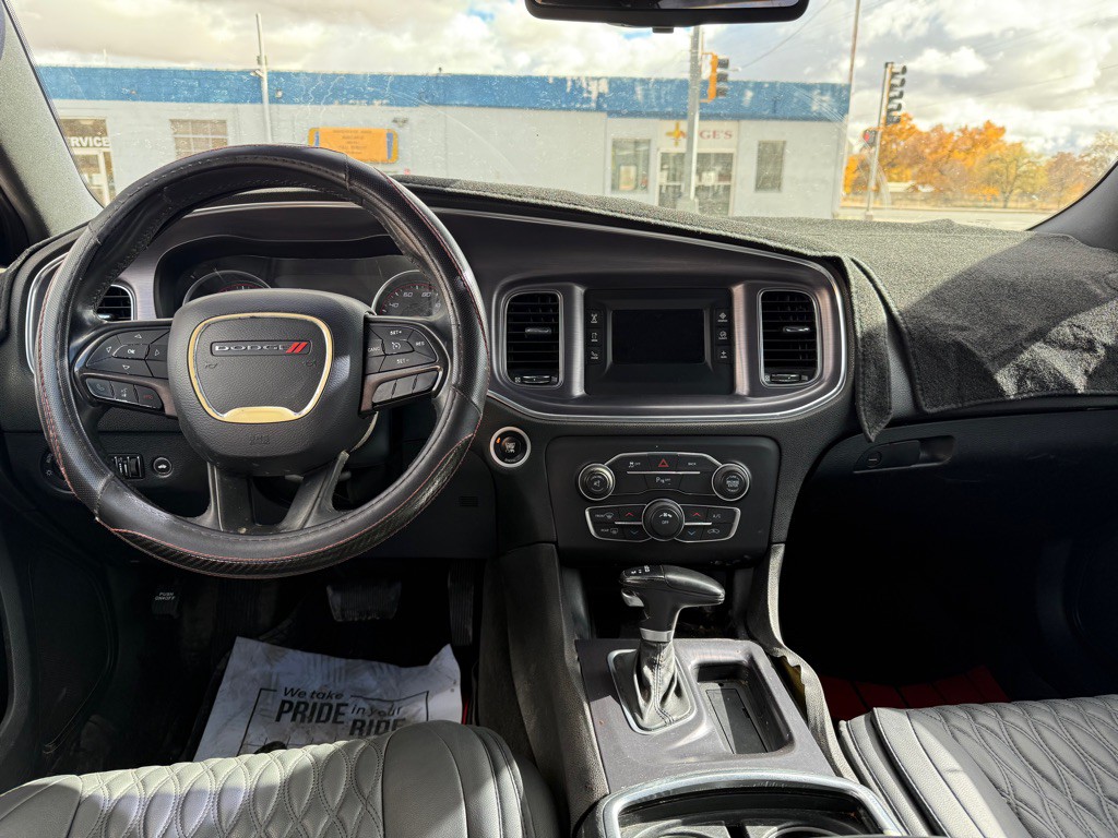 2015 Dodge Charger Image 10