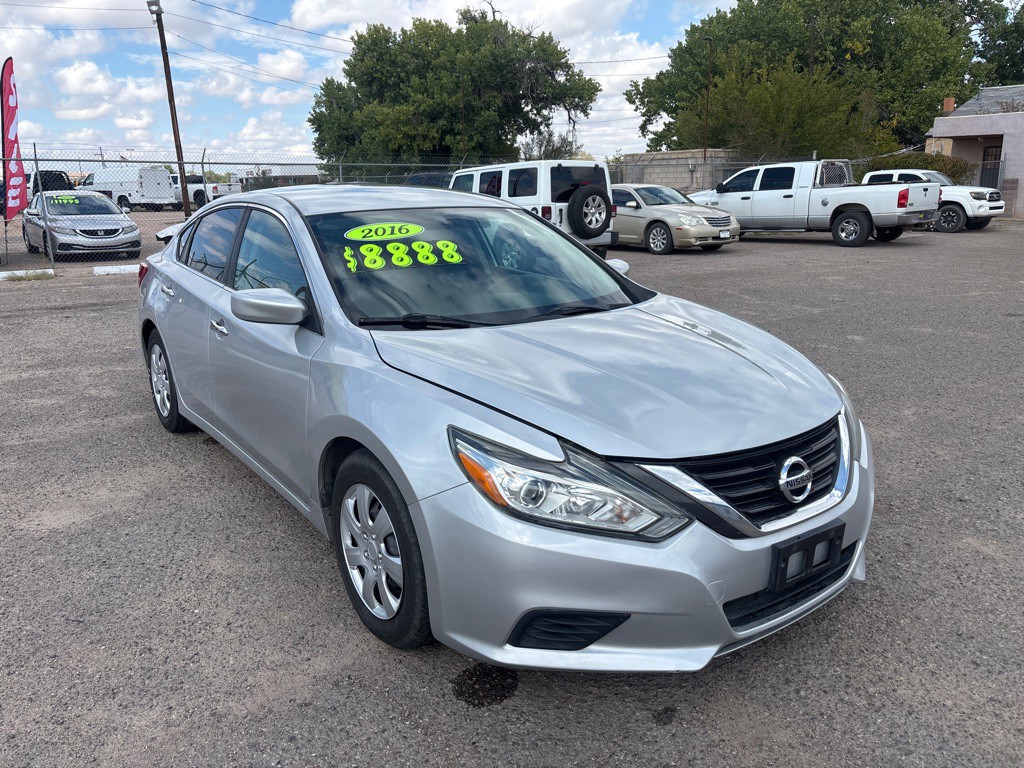 2016 Nissan Altima Image 2
