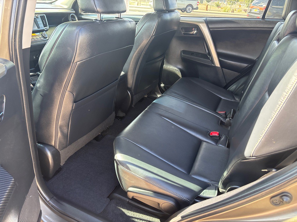 2014 Toyota Rav4 Image 6
